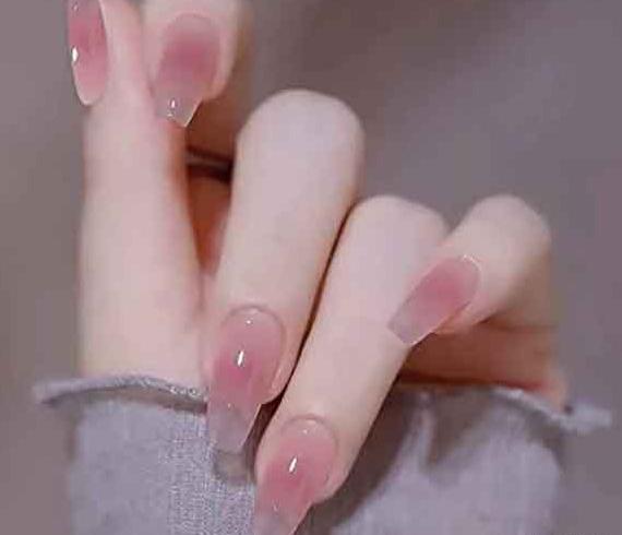 عکس کاشت ناخن نچرال
