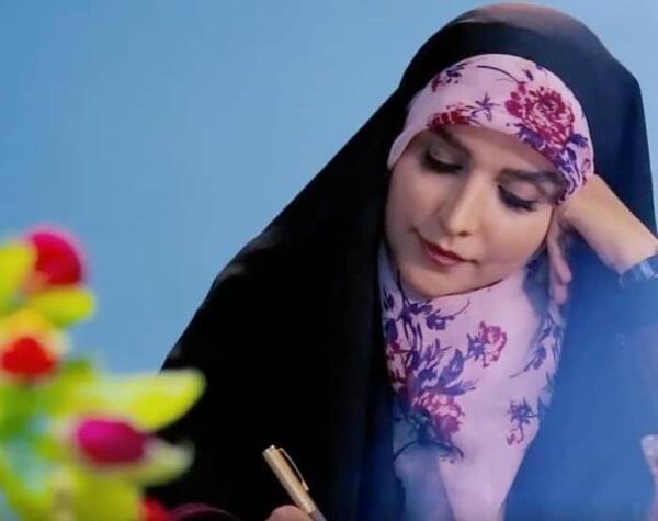 عکس مجری زن چادری به خانه برمیگردیم