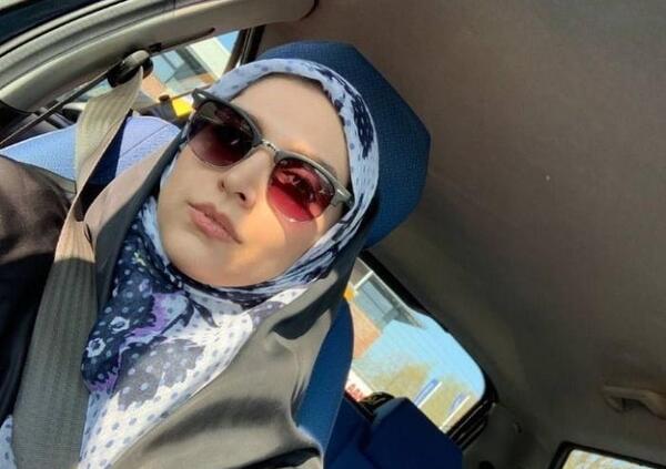 عکس مجری زن چادری به خانه برمیگردیم