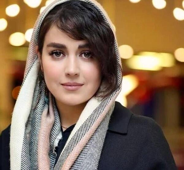 عکس چشمان افسانه پاکرو