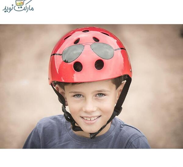 عکس یک عینک آفتابی