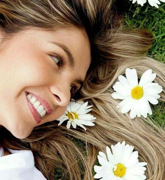 عکس پروفایل دخترونه لبخند