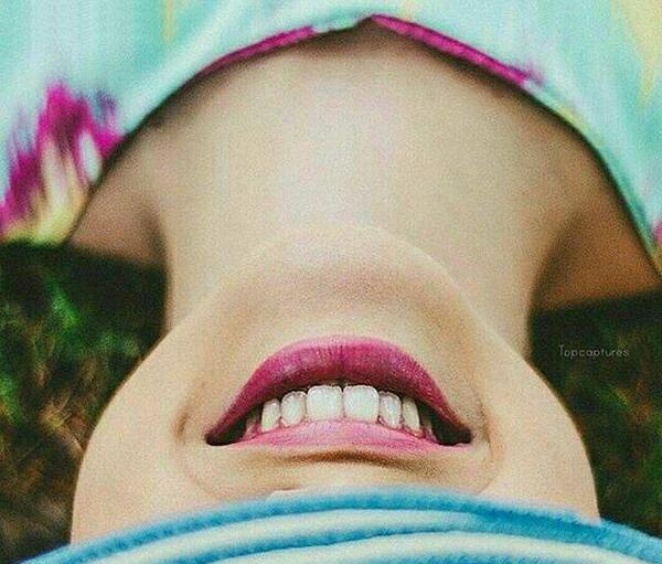 عکس پروفایل دخترونه لبخند