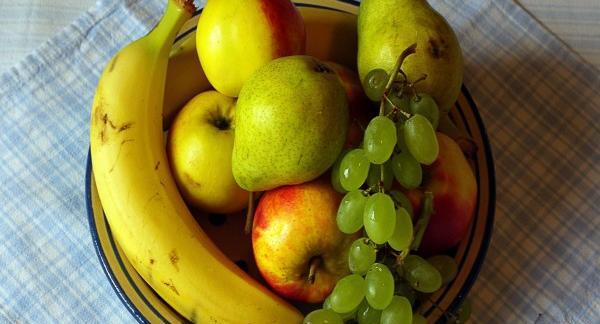 عکس طراحی ظرف میوه با مداد