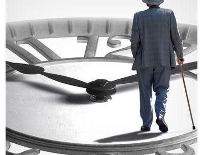 عکس ساعت قدیمی رومیزی