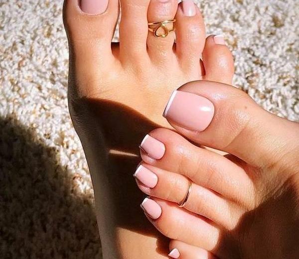 عکس ژلیش ناخن طبیعی پا