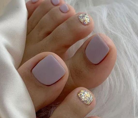 عکس ژلیش ناخن طبیعی پا