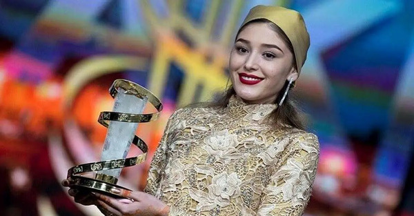 عکس فرشته حسینی کچل کرد