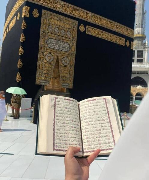 عکس فرشته پیش خدا