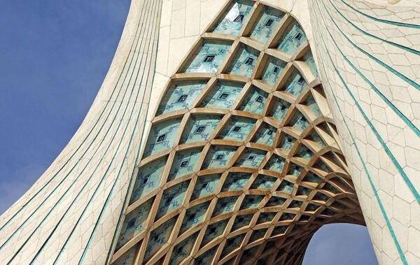 عکس برج شهیاد