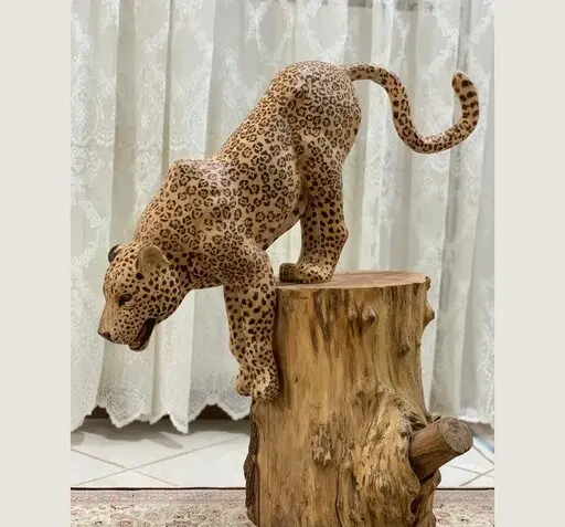 عکس پلنگ چوبی