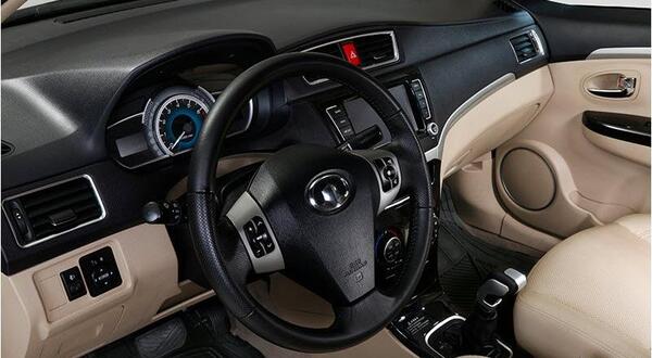 عکس ماشین گریت وال c30 دنده ای