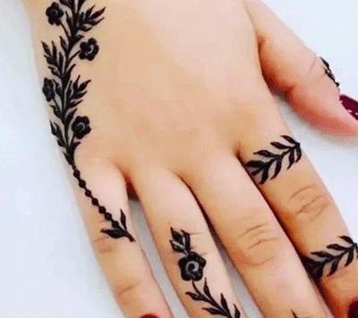 عکس طرح حنا روی دست ساده