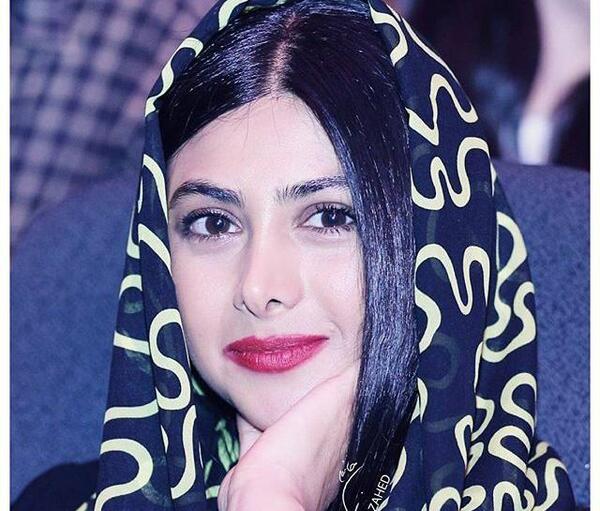 عکس بدون آرایش آزاده صمدی