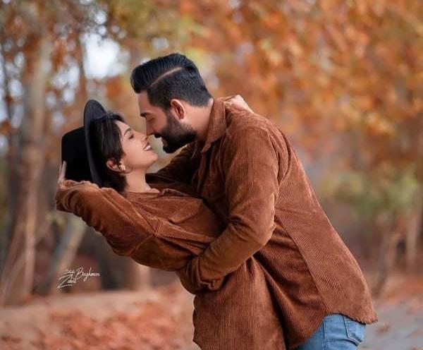 عکس دونفره در طبیعت