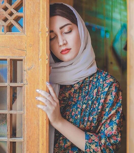 عکس پروفایل واتساپ زیبا دخترانه