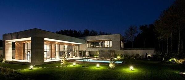 عکس ساختمان یک طبقه ویلایی