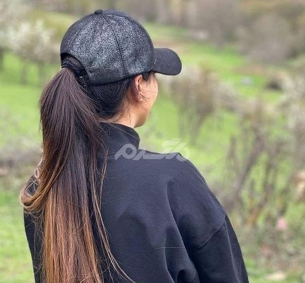 عکس پروفایل دخترانه با کلاه