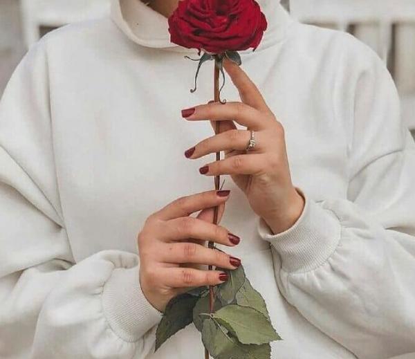 عکس پروفایل دخترونه اسپرت و لاکچری