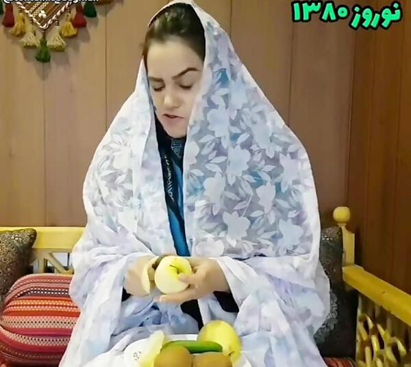 عکس تکتم صادقیان