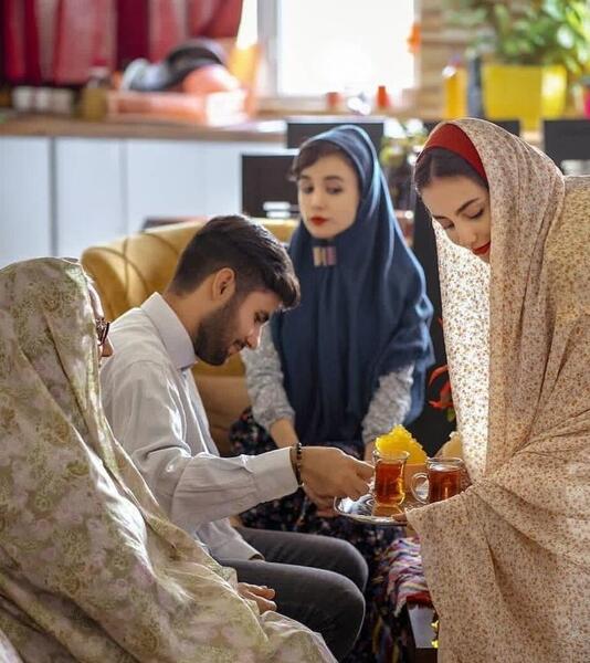 ژست عکس خواستگاری