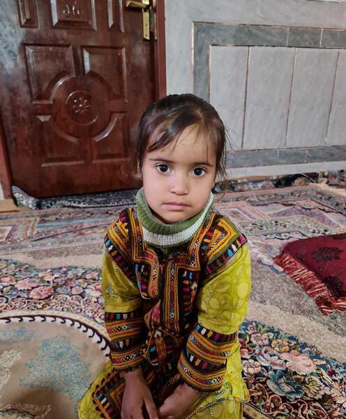 عکس اسنا خواهر اتنا
