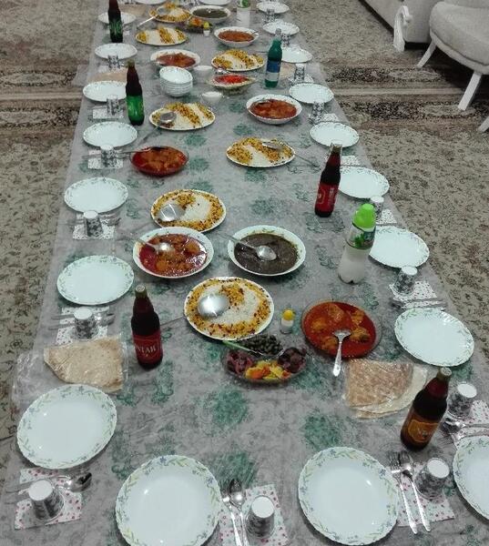 عکس سفره دعوتی