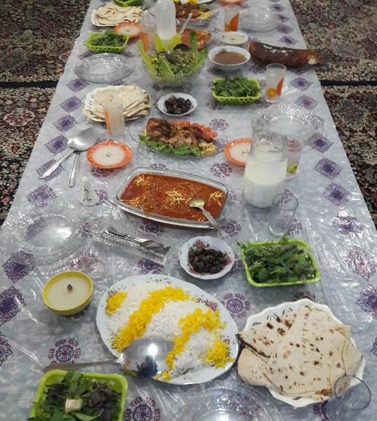 عکس سفره دعوتی