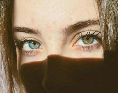 عکس فیک دختر چشم سبز