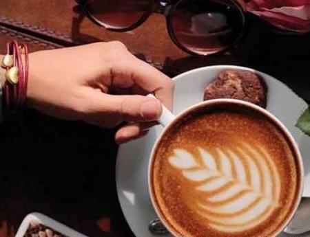عکس کافه لاکچری برای پروفایل