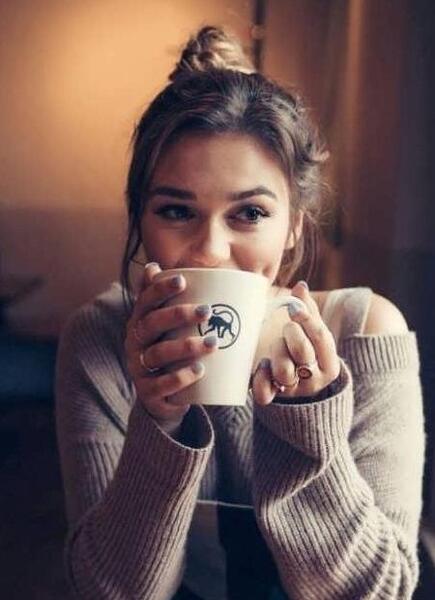 عکس کافه لاکچری برای پروفایل