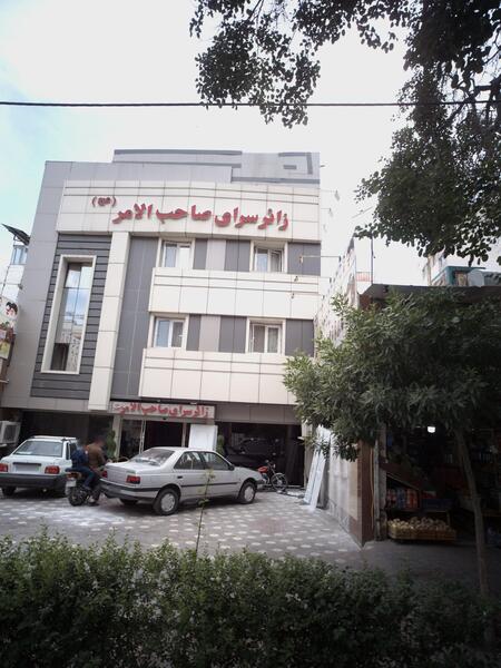 عکس زائر سرای رضوان مشهد