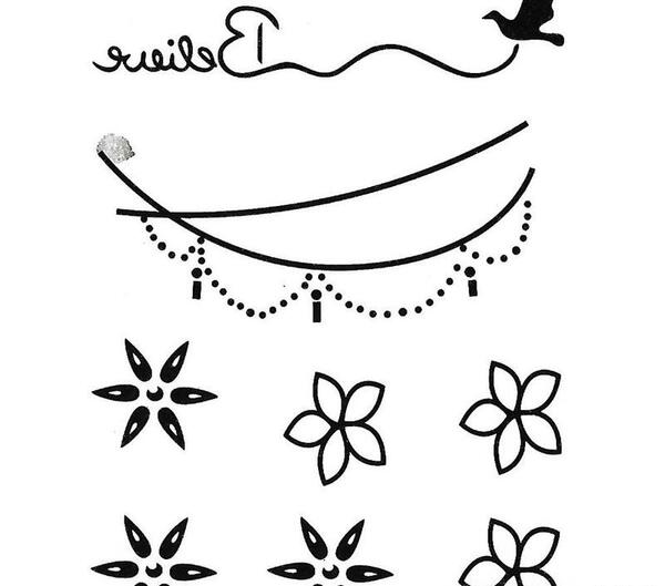 عکس تاتو روی دست برچسبی