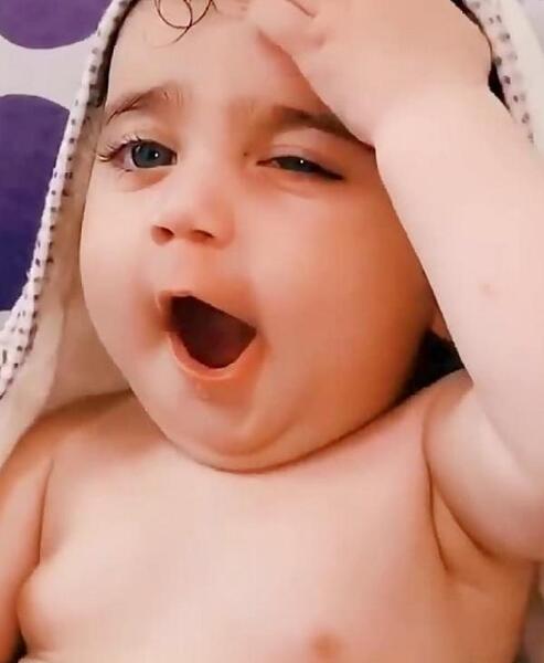 عکس نوزاد چشم مشکی