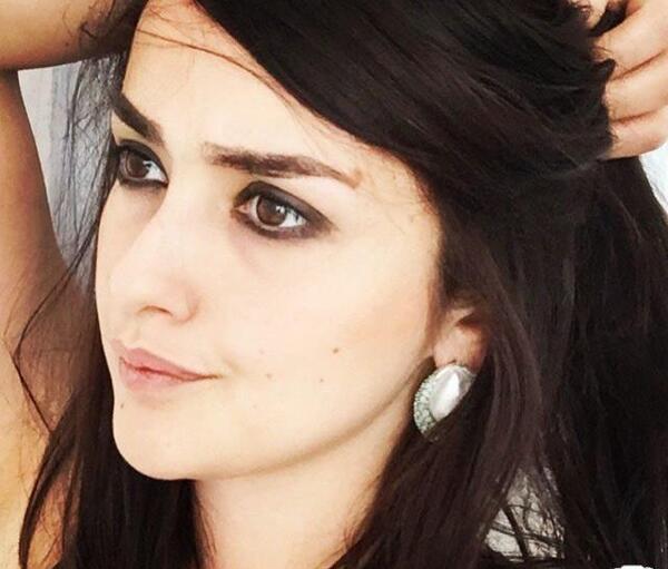 عکس های خانم بهار در شبکه پویا