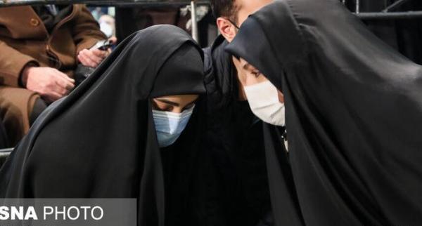 عکس حاج قاسم با فرزندان شهدا