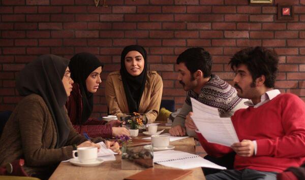 عکس ساناز طاری در آژانس دوستی