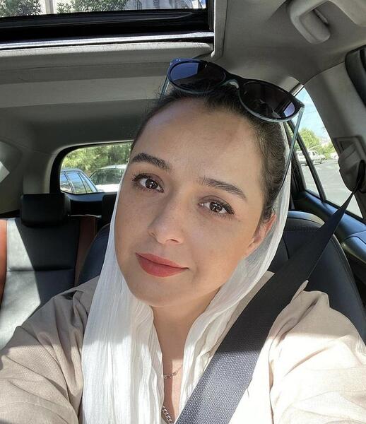 عکس ترانه علیدوستی با عینک دودی
