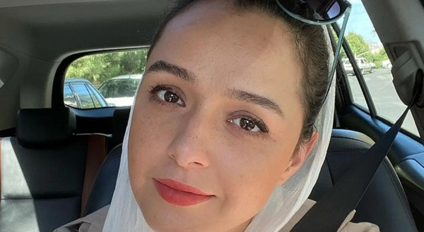 عکس ترانه علیدوستی با عینک دودی