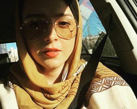 عکس ترانه علیدوستی با عینک دودی
