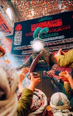 عکس نوشته بر خلق جهان علی امیر است