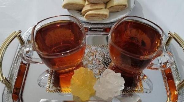 عکس چای و شیرینی