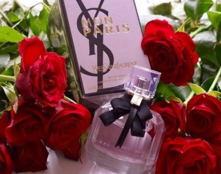 عکس عطر توت فرنگی
