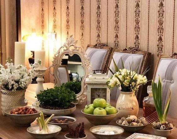 عکس ایده سفره هفت سین روی میز ناهار خوری