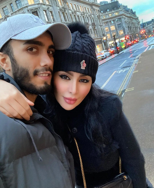 عکس دنیا جهانبخت و مهراد جم