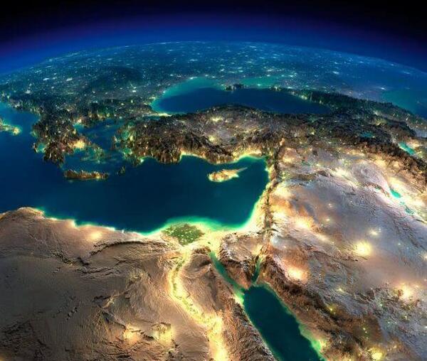 عکس زمین زیبا