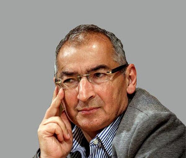 عکس صادق زیبا کلام
