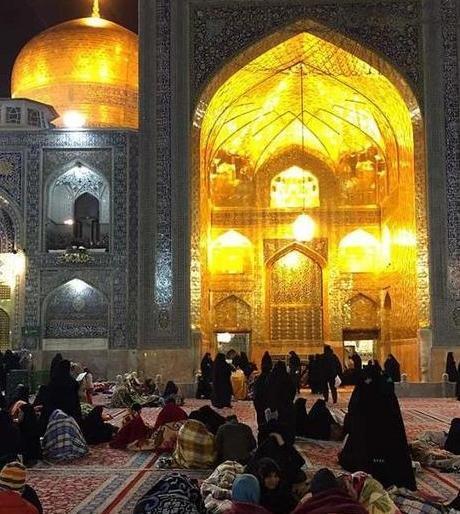 عکس طبقه پایین حرم امام رضا