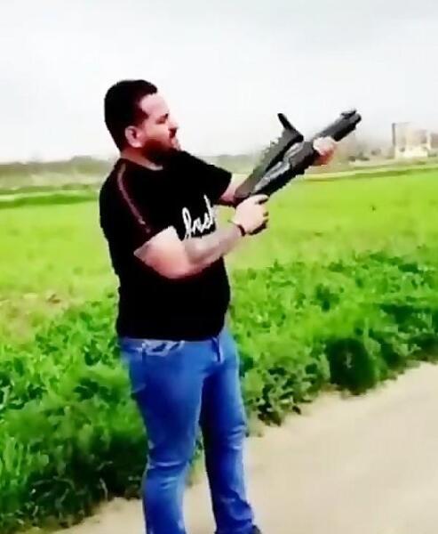 عکس پروفایل پسرانه لاتی تفنگی
