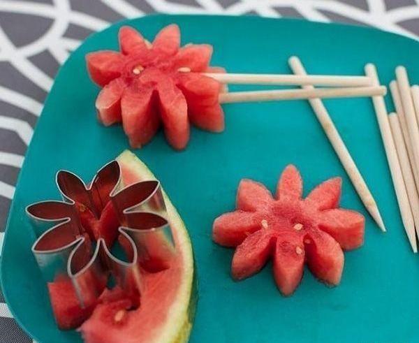 عکس ایده تزیین هندوانه برای شب یلدا